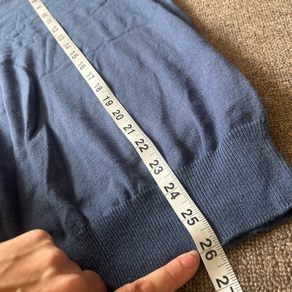 Grafton, size M, Cotton and Cashmere blue long sleeve pullover, V Neck - Picture 9 of 10